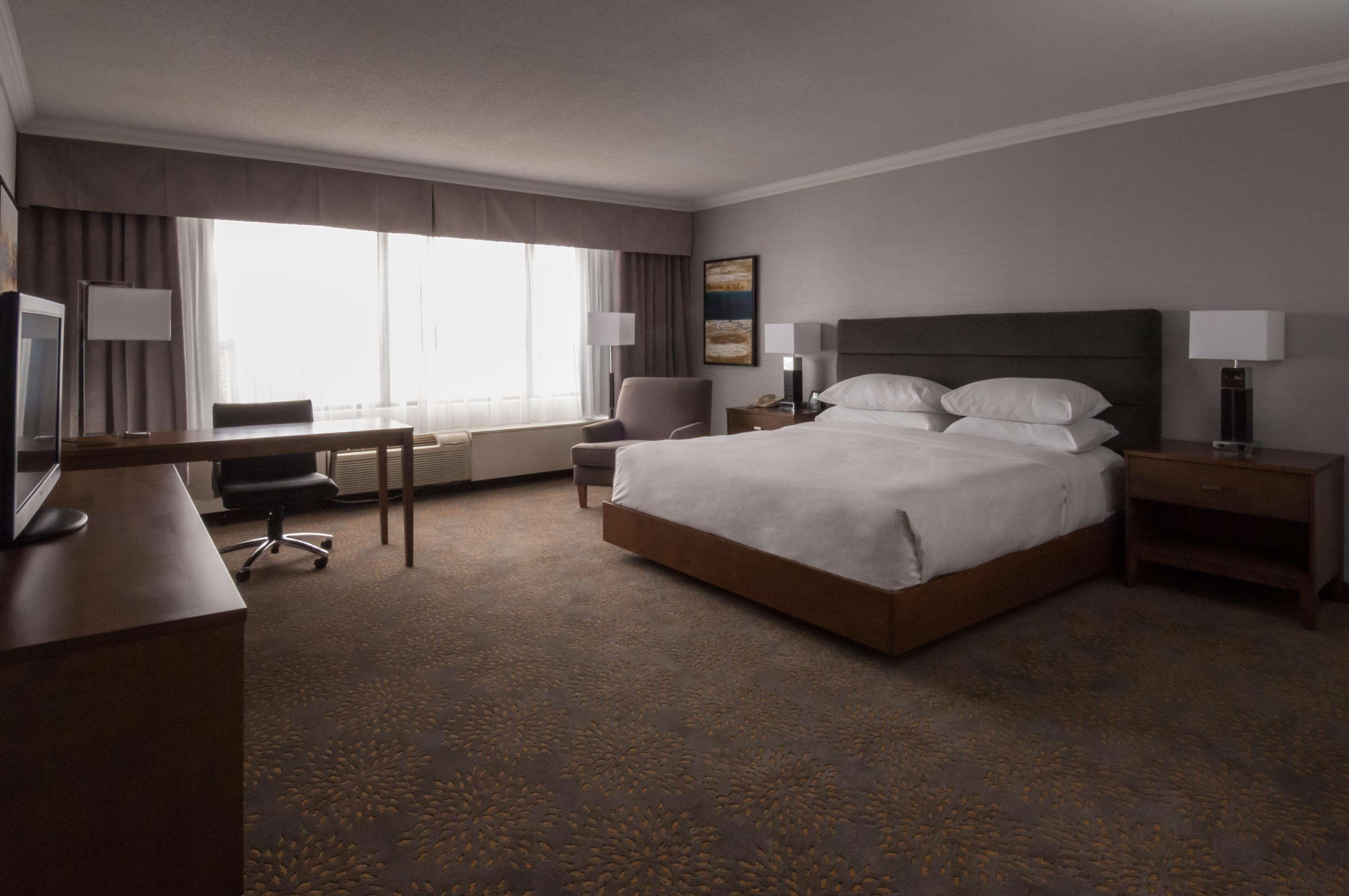 Hotel Doubletree By Hilton Londra Esterno foto