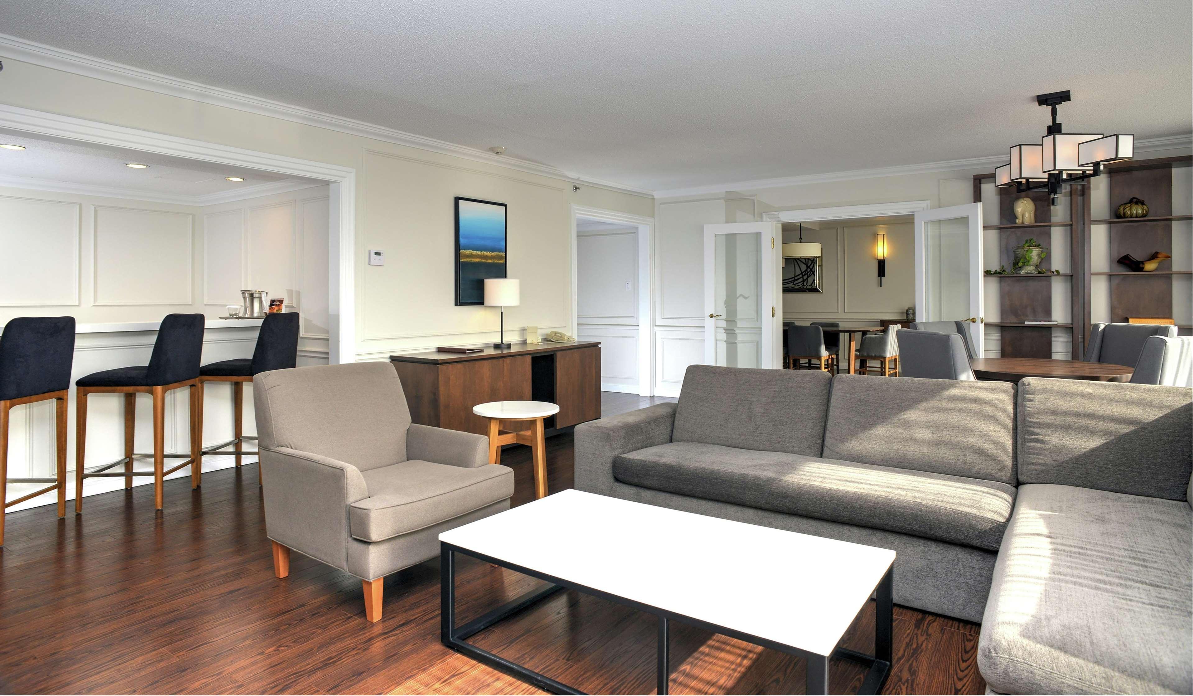 Hotel Doubletree By Hilton Londra Esterno foto