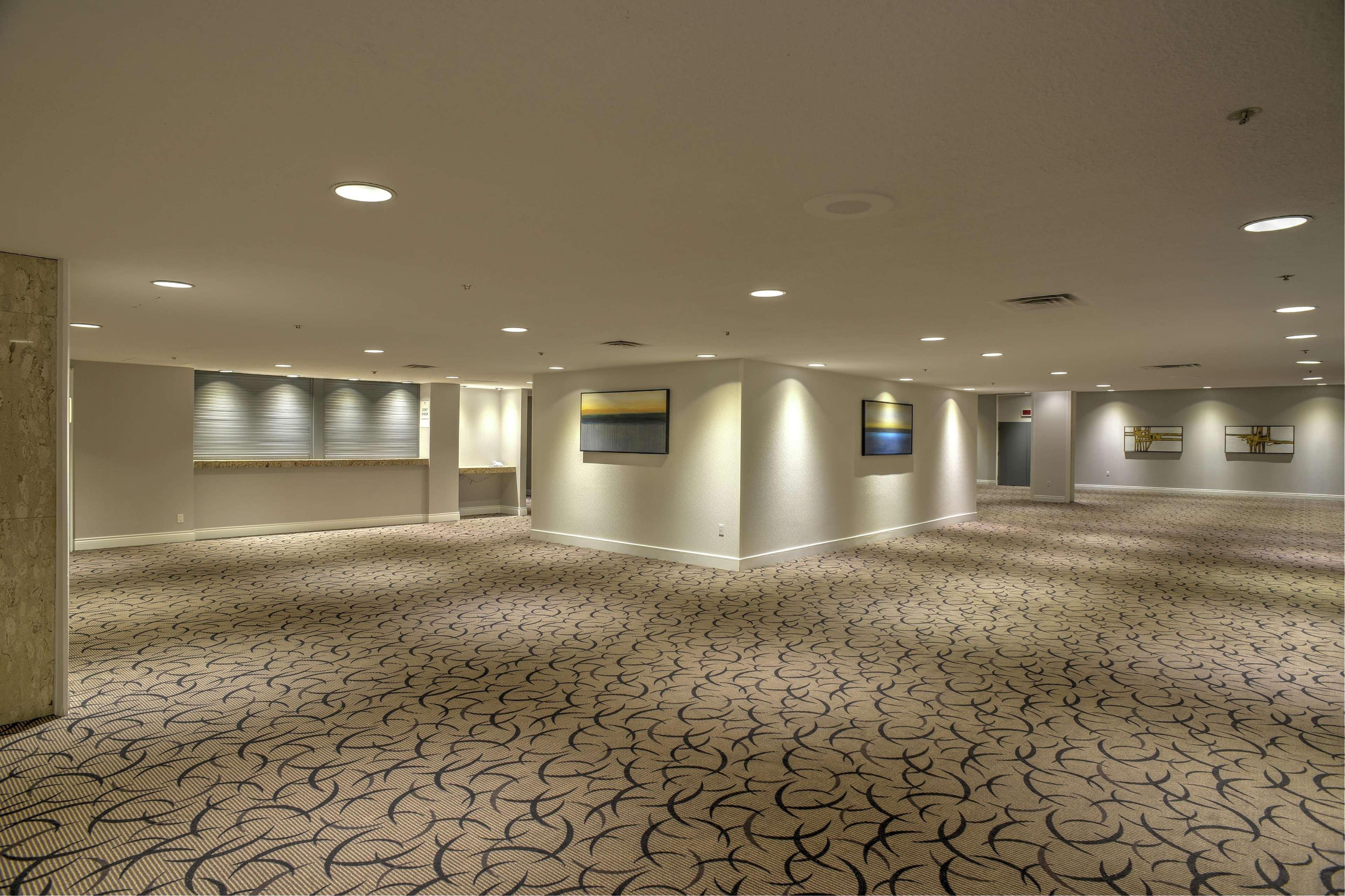 Hotel Doubletree By Hilton Londra Esterno foto