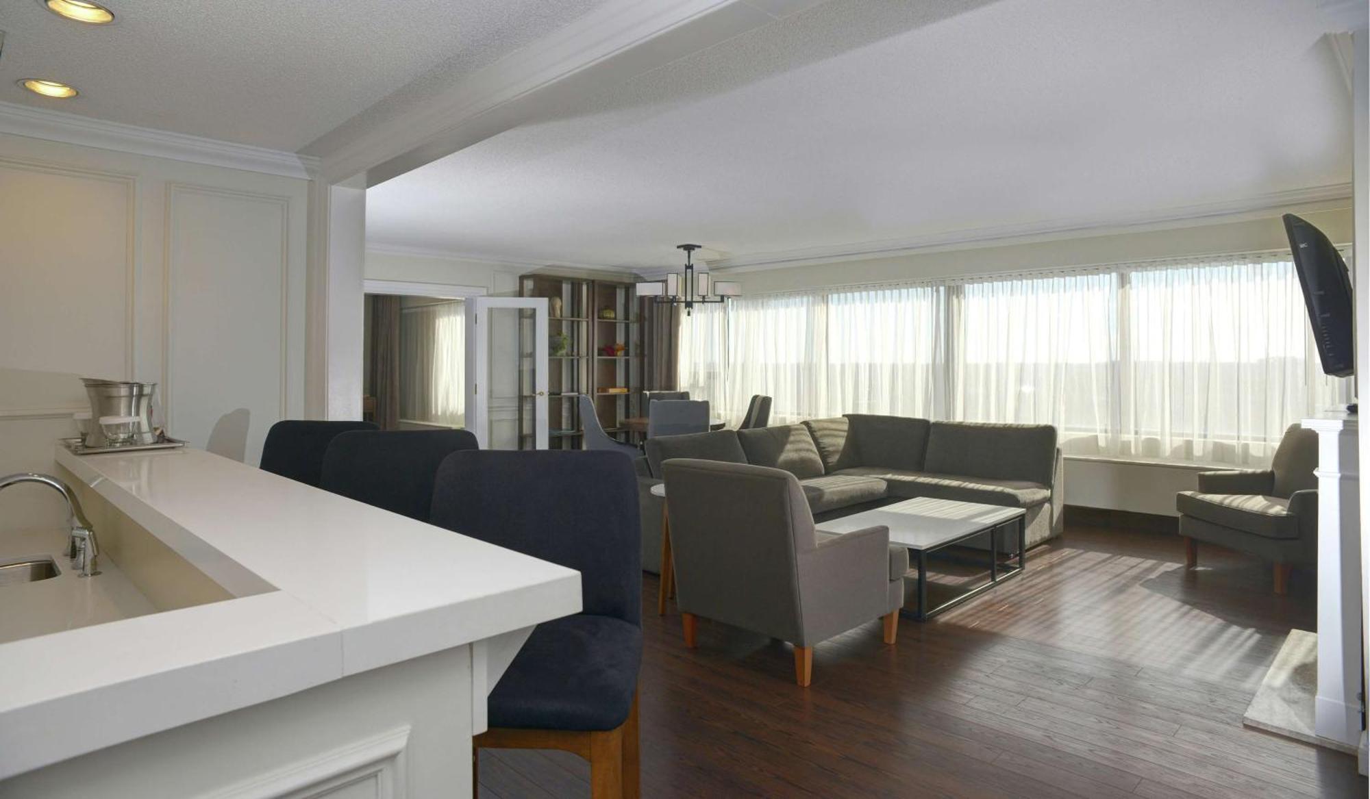 Hotel Doubletree By Hilton Londra Esterno foto