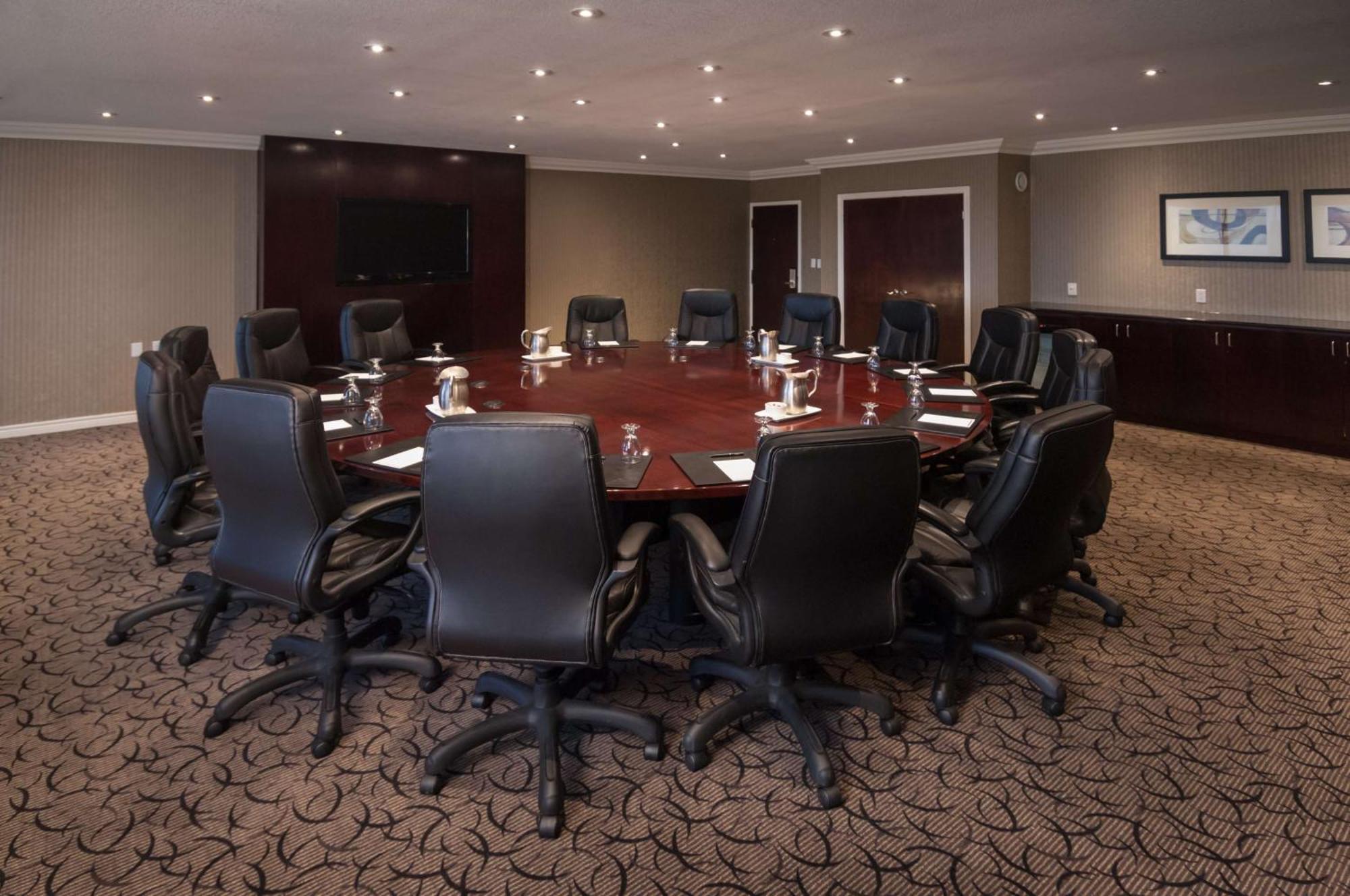 Hotel Doubletree By Hilton Londra Esterno foto