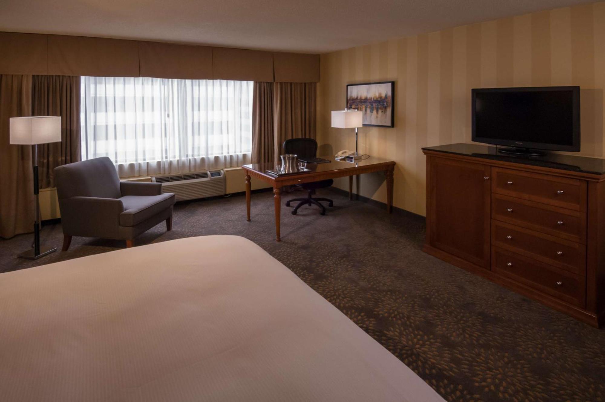 Hotel Doubletree By Hilton Londra Esterno foto