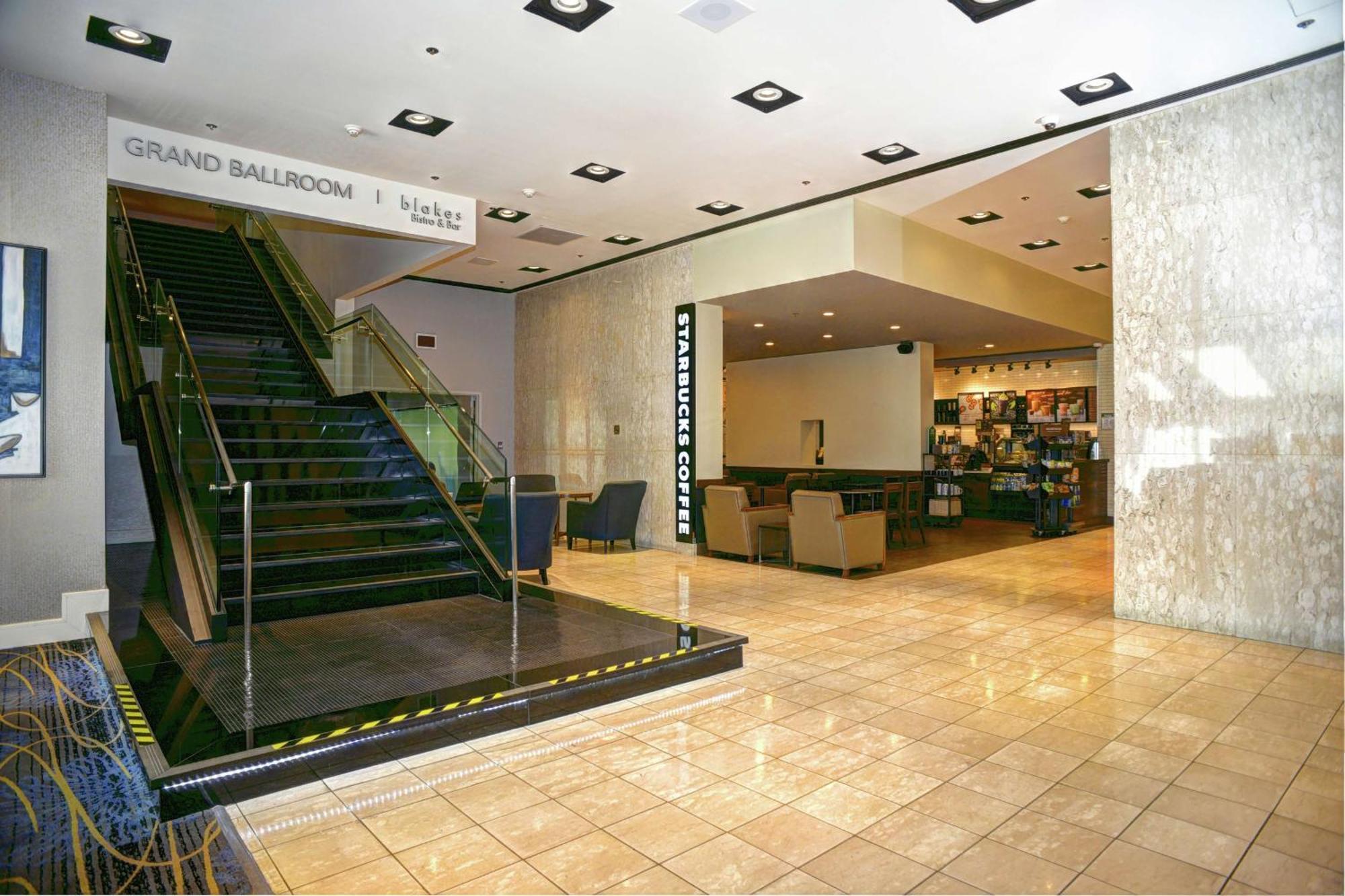Hotel Doubletree By Hilton Londra Esterno foto